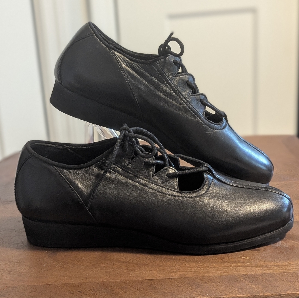 DREW Black Flats Classic Women's 7.5 NWT Support NEW Nicole Kidskin Shoes Comfy